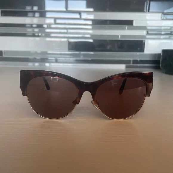 Booth & Bruce: Rockchic Sapphire Sunglasses — with case, no longer online!! Booth & Bruce: Rockchic Sapphire Sunglasses — with case, no  main image 3